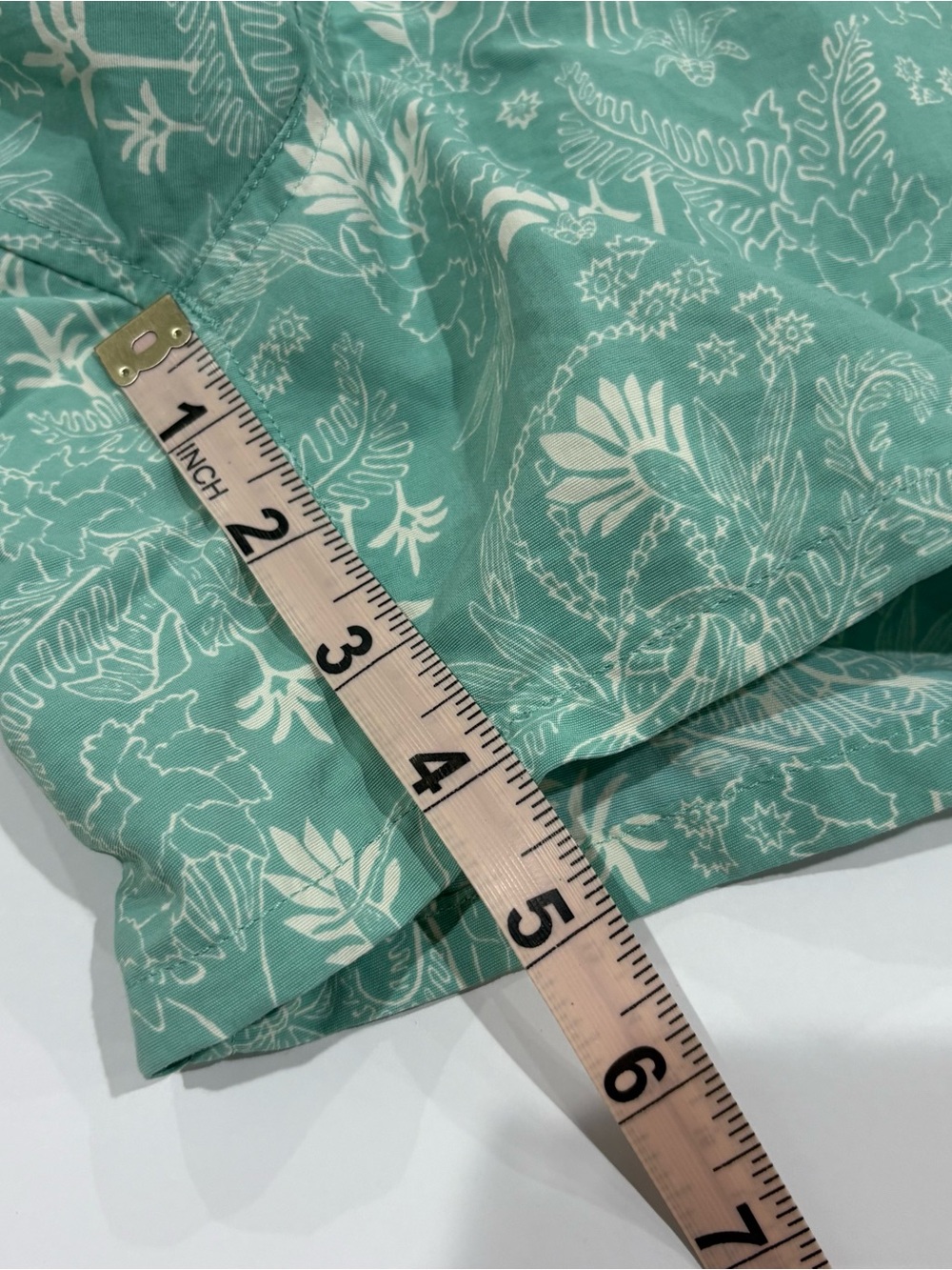 Patagonia Womens XS Baggies Shorts Green Tropical Print Hiking Outdoor - Picture 7 of 8